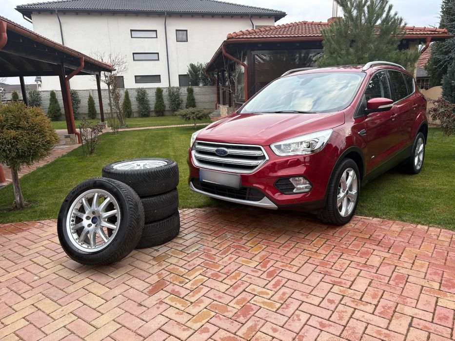 FORD Kuga 2017 — imagine 2