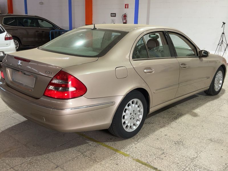 Mercedes-Benz E-Klasse E 270 CDI Elegance 2004