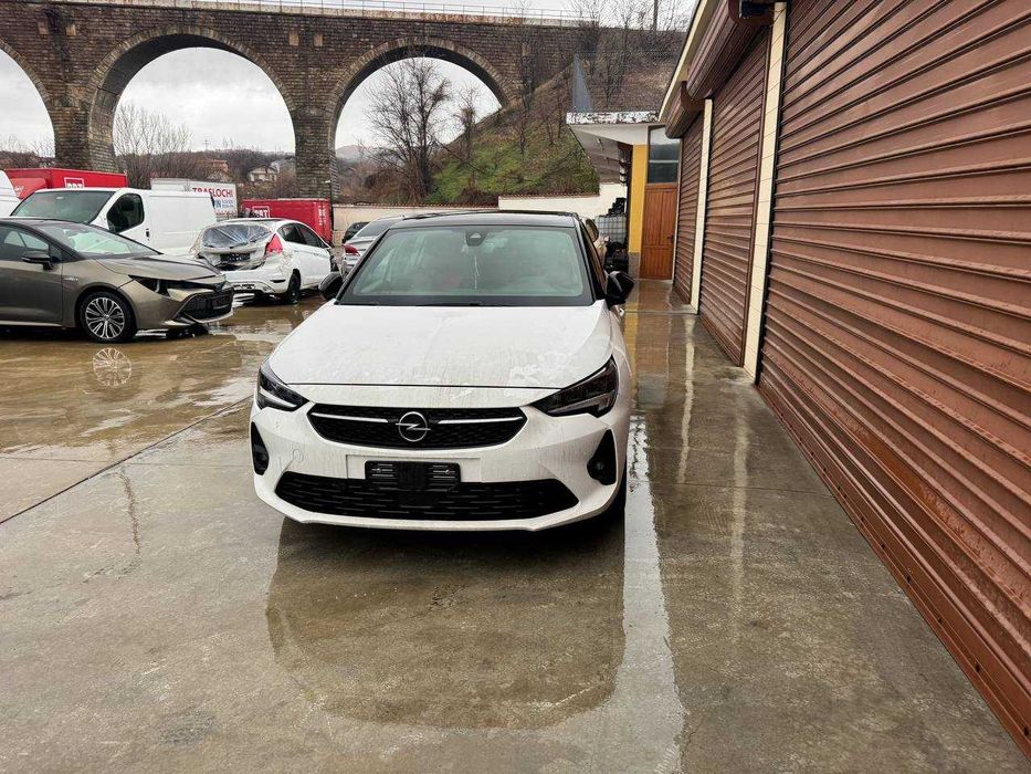 Opel Corsa 1.5 CDTI на части YH01