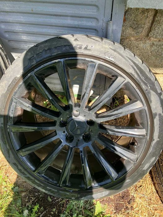 Гуми с джанти 19 спорт пакет AMG от Mercedes CLS