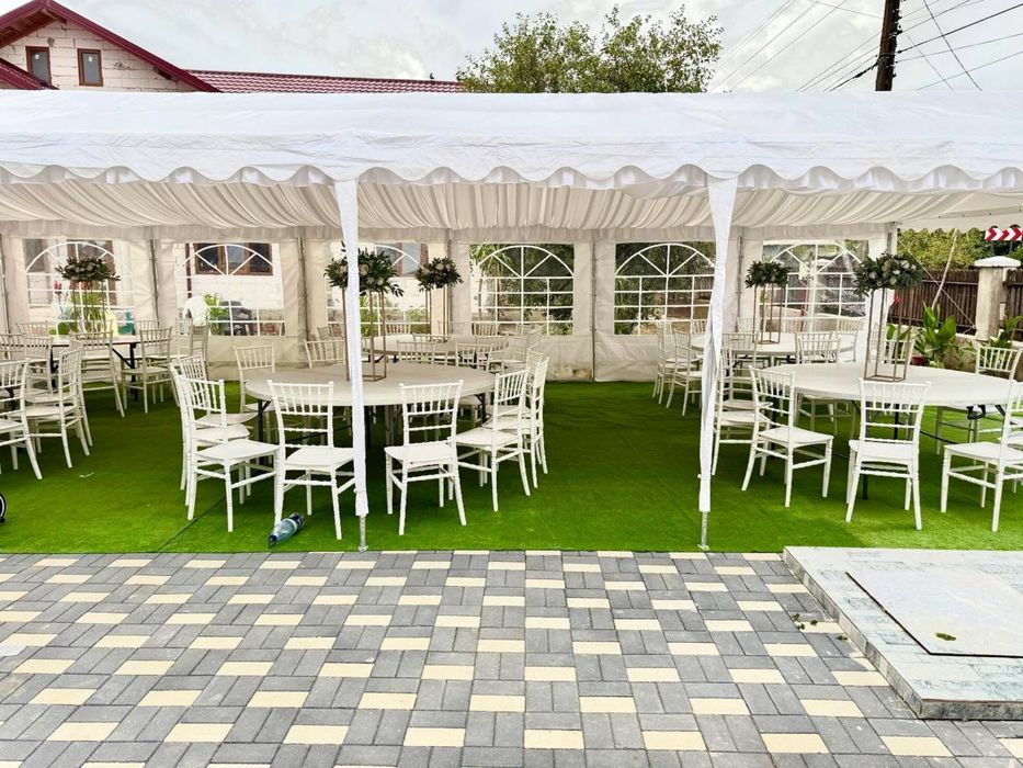 Inchiriem corturi evenimente, mese , scaune, aranjemnete, vitrine