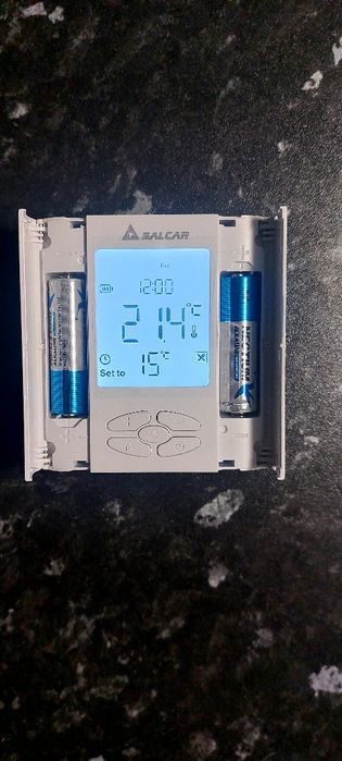 Termostat WiFi inteligent