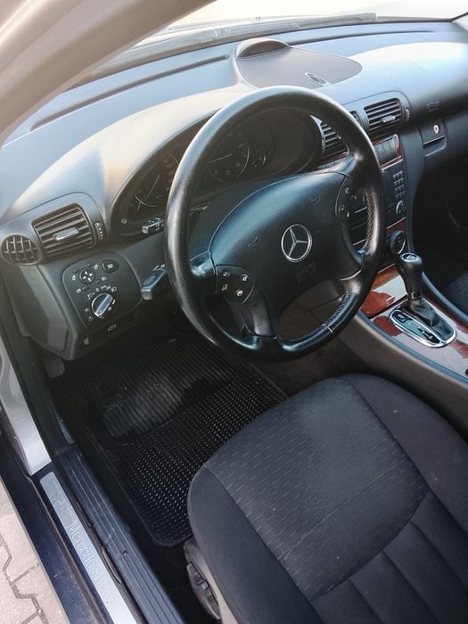 Mercedes Benz c220
