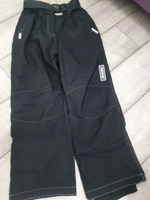 Pantaloni pentru ski