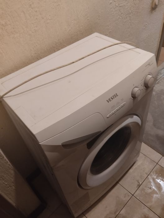 Продаю Стиральную машину