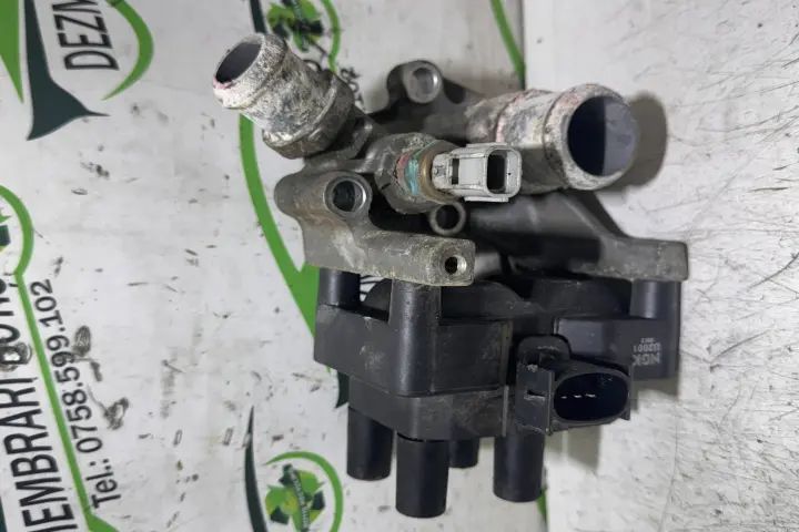 Carcasa termostat Ford Focus 2002 1.6 MT (101 hp)