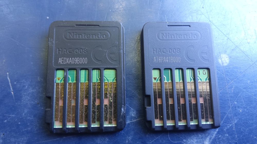Vand / schimb 2 jocuri Nintendo Switch