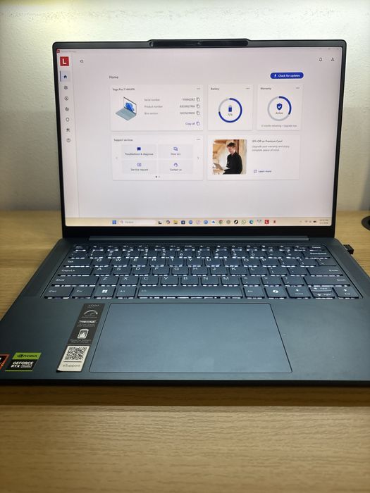 Vând laptop Lenovo Yoga Pro 7 14AHP9, în stare foarte bună, perfect funcțional.