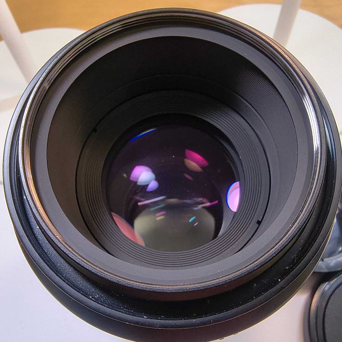 Obiectiv Nikon Nikkor 105mm f/2.8 AF‑D  – macro 1:1, stare foarte bună