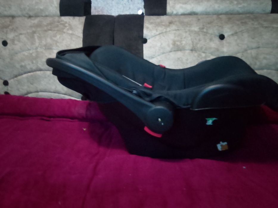 Детский коляска сотилади