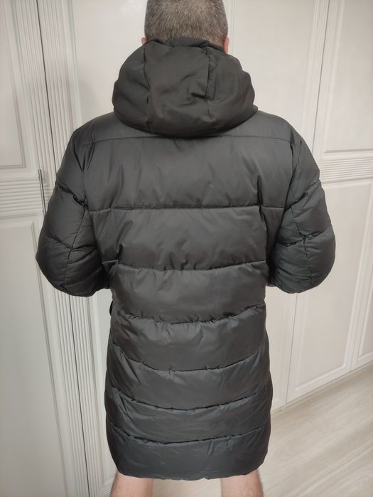 Зимняя удлиненная куртка