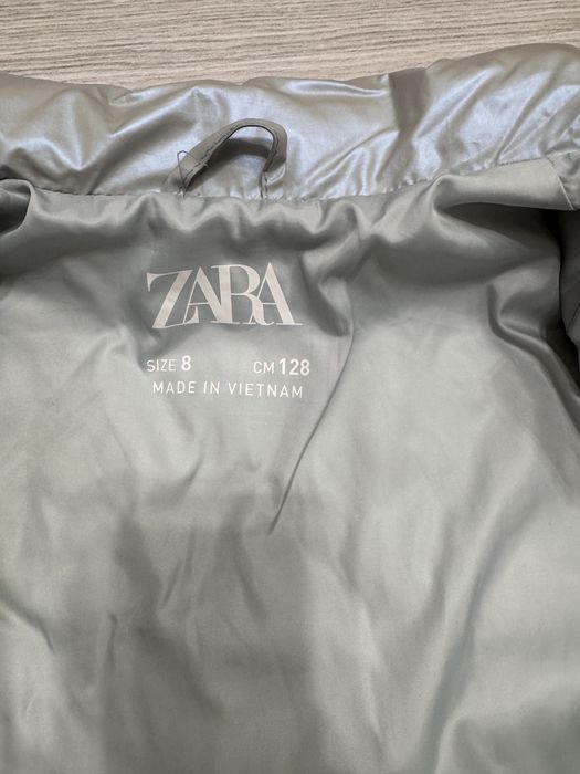 Продам куртку Zara