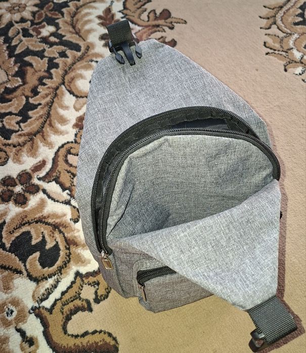 Сумка слинг спорт новая