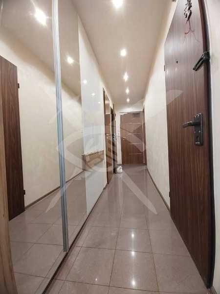 Тристаен апартамент със самостоятелен гараж в центъра на Бургас 86665