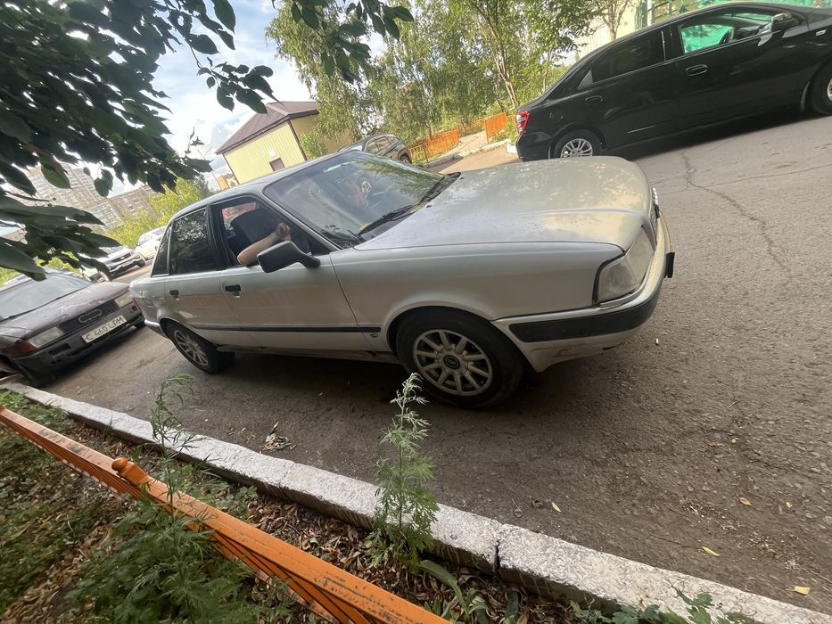Продам ауди 80 б 4