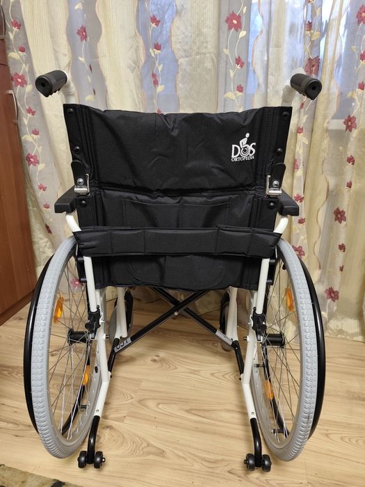 Коляска инвалидная