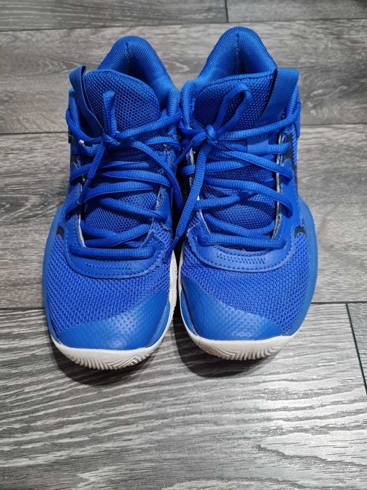 Детски баскетболни маратонки UNDER ARMOUR  36 размер