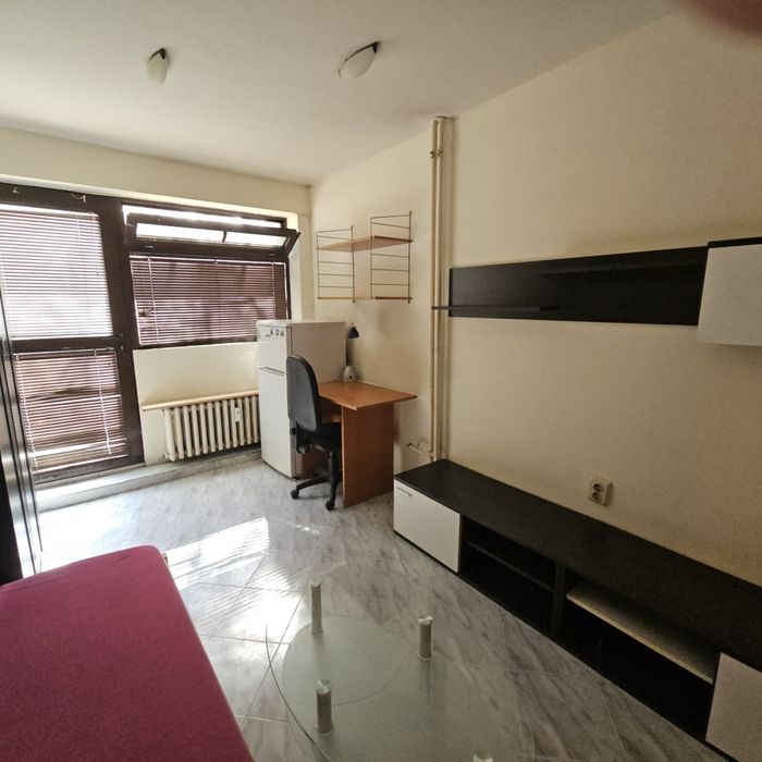 Дава се под наем Ателие в София, Борово - 18 кв.м за 278.97 € - Снимка #2