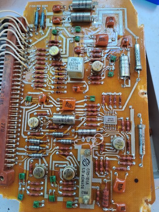 Радиодетали платы приборы