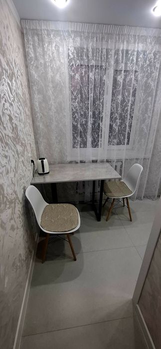 Продам полуторку с мебелью