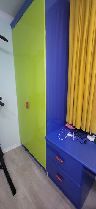 Детскую стенку срочно!