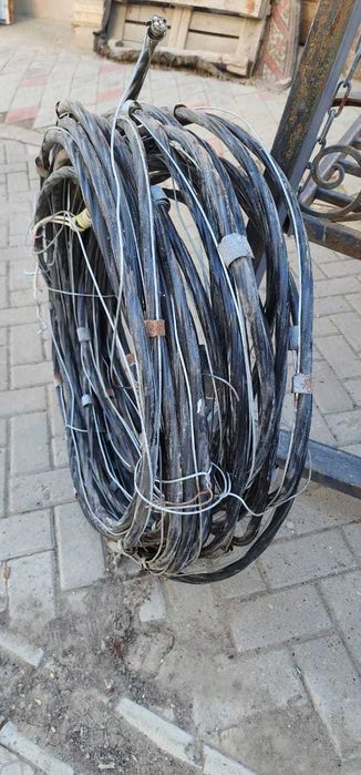 Кабель. Провод трехжильный