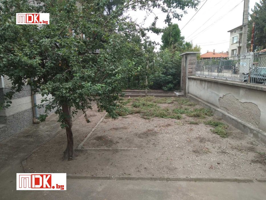 Продава се Къща в Първомай - 100 кв.м за 570 €/кв.м - Снимка #12