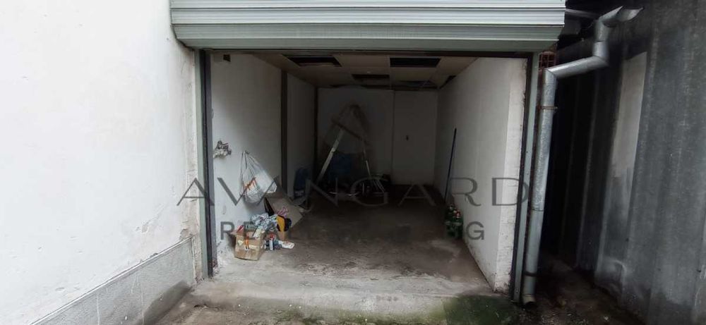 Продава се Гараж / Паркомясто в Пловдив, Център - 16 кв.м за 1625 €/кв.м - Снимка #1