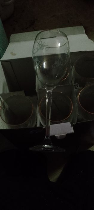 Продам бокалы для вина и т.д