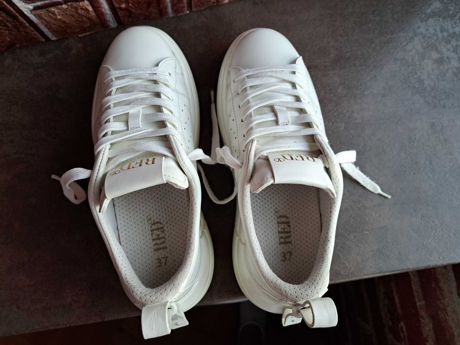 дамски маратонки,спортни обувки,кецове на платформа,сникърси,Valentino