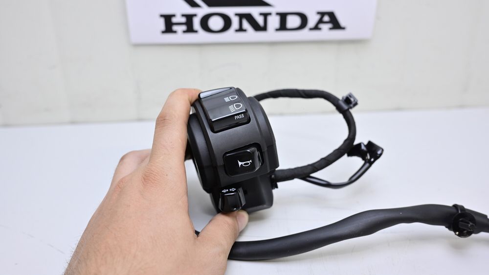 Bloc Comenzi Switch Lumini Stanga OEM Honda CMX500 Rebel 2020 +