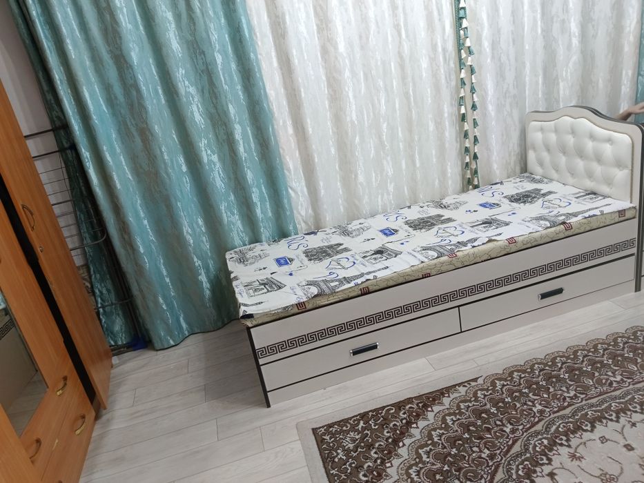 Продам кровать 60000