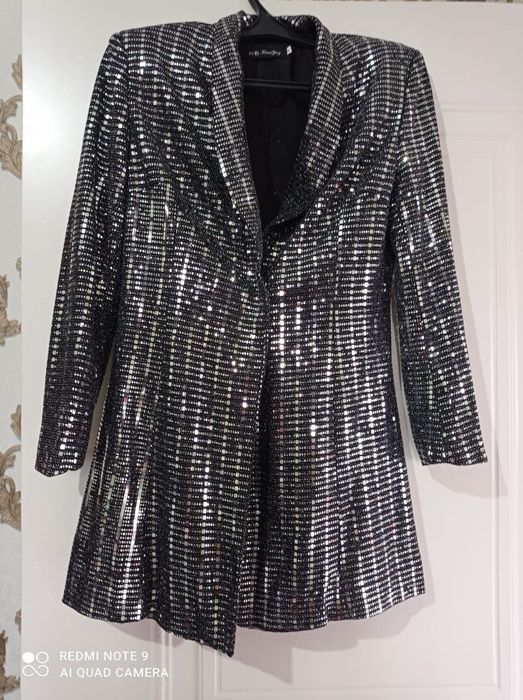 Пиджак с блёстками