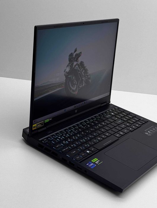 Acer PREDATOR HELIOS NEO 16 — i9 14900HX / RTX 4070 8GB / DDR5 16GB /