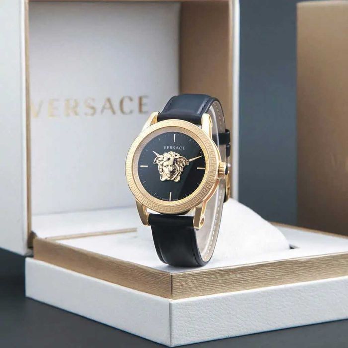 Мъжки часовник Versace VERD01320