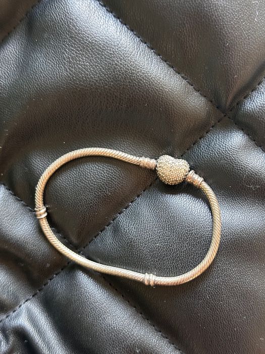 Гривна Pandora нова