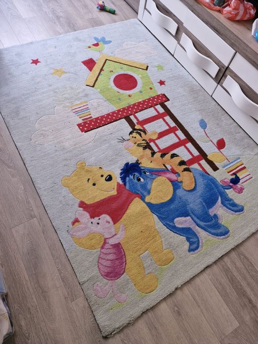 Детски килим Мечо Пух