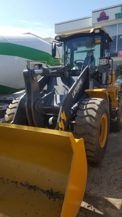 Погрузчик LW300FN