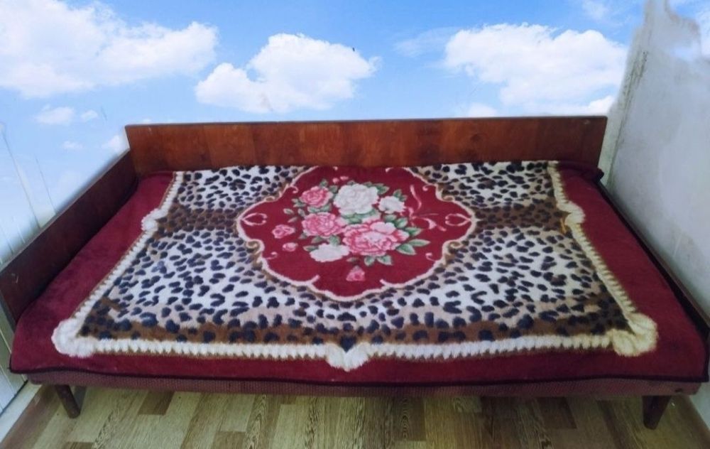 Кравать не дорого 150.000