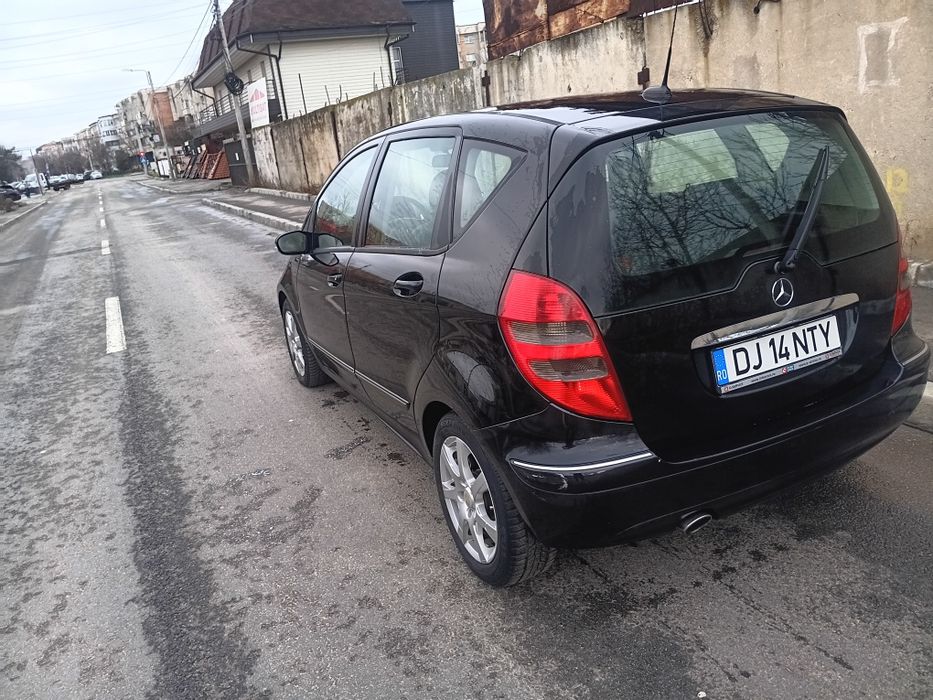 Vând Mașină mercedes-benz