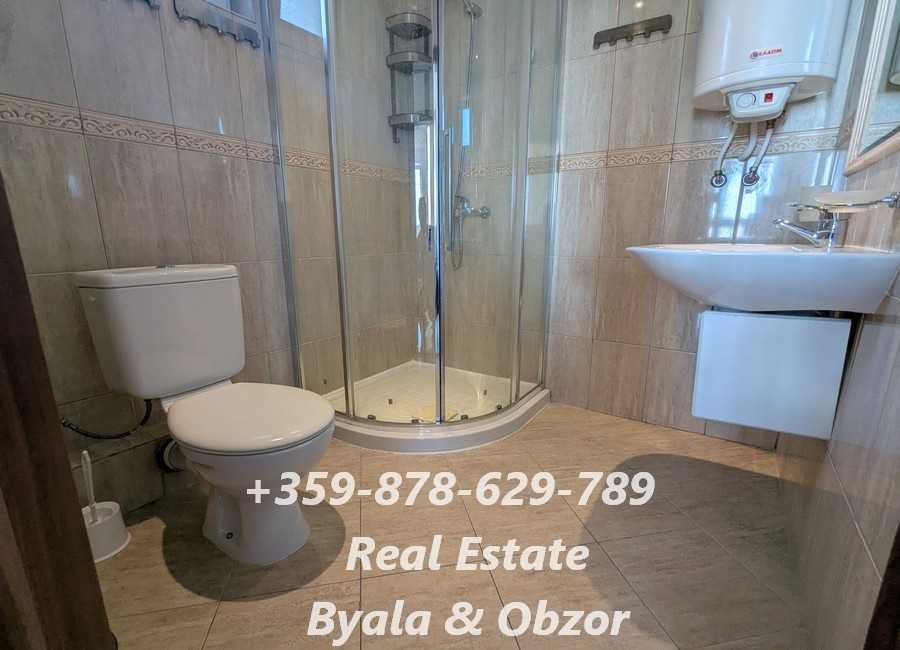 Двустаен апртамент с морска панорана на 100 метра от плажа