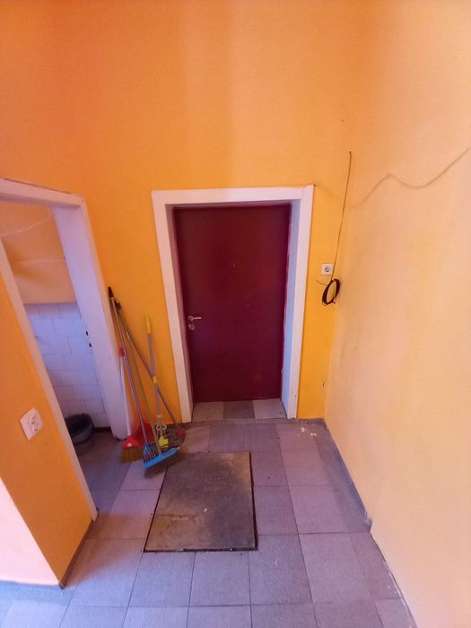 Дава се под наем Магазин в Перник, Монте Карло - 14 кв.м за 127.5 € - Снимка #2