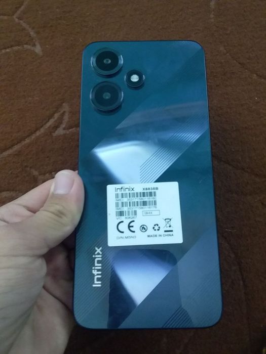 Infinix HOT 30 PLAY  16/128