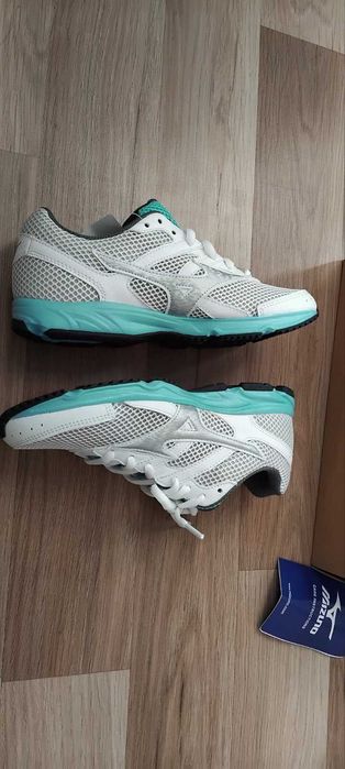Маратонки за бягане - Mizuno Spark