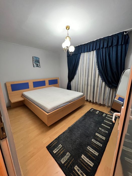 Inchiriez apartament 3 camere MOBILAT