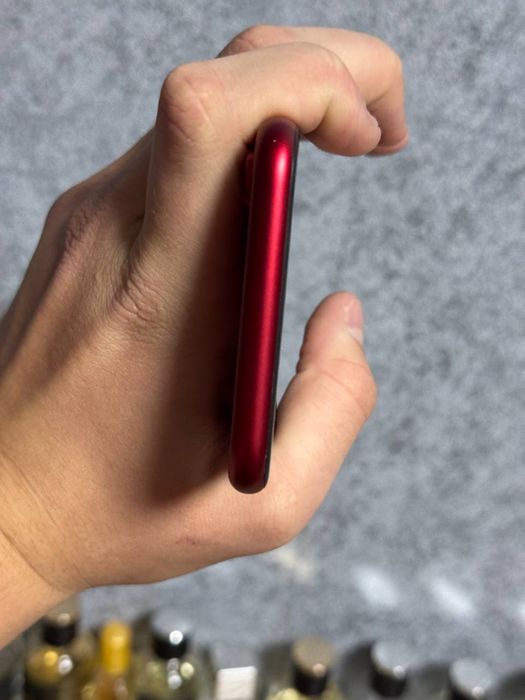 Продам айфон(Iphone) XR