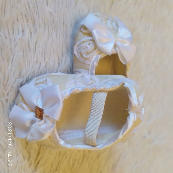 Пинетки молочного цвета о413