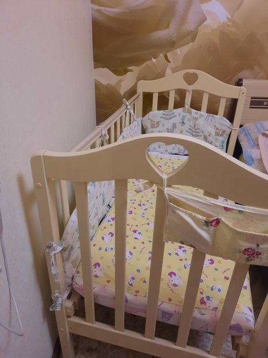 Продам кроватку детскую