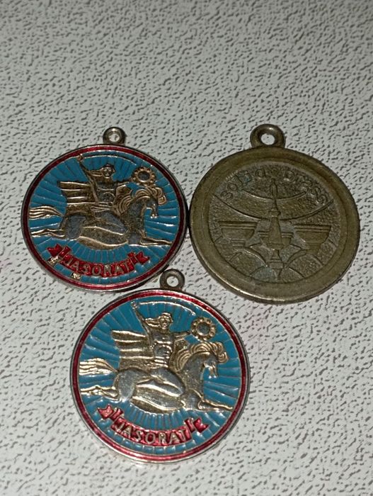 Tanga medal zinachik va antikvar buyumlar hammasi optim sotiladi