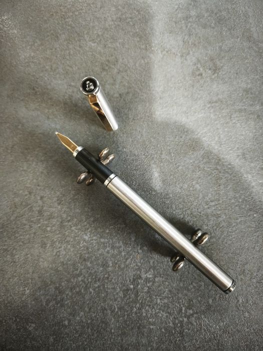 Stilou Pelikan Signum P560